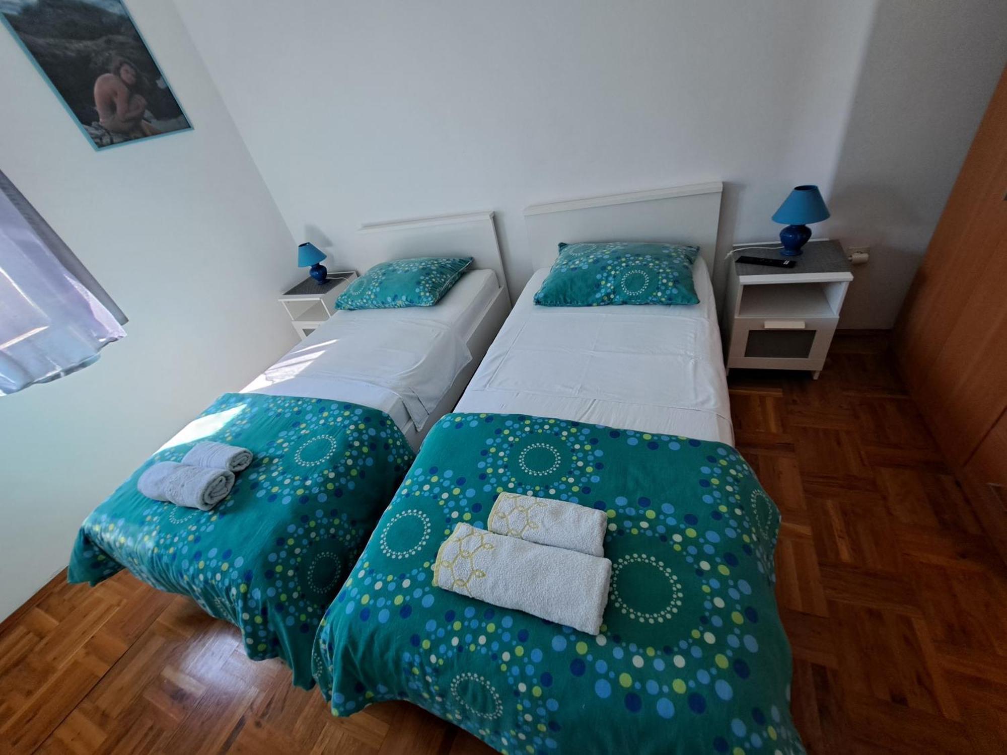 Cuzela-Papata Apartments Tisno Exterior photo