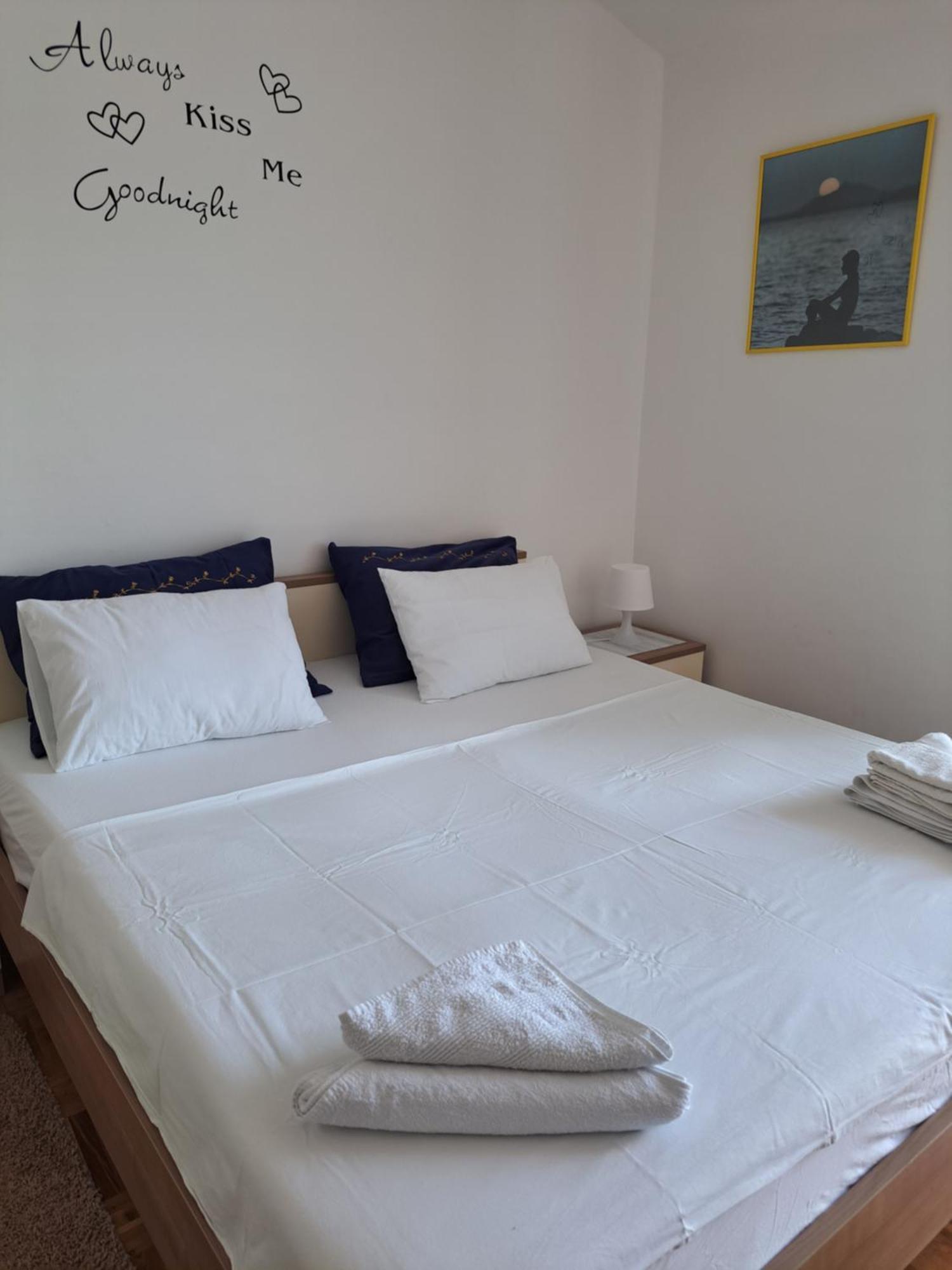 Cuzela-Papata Apartments Tisno Exterior photo