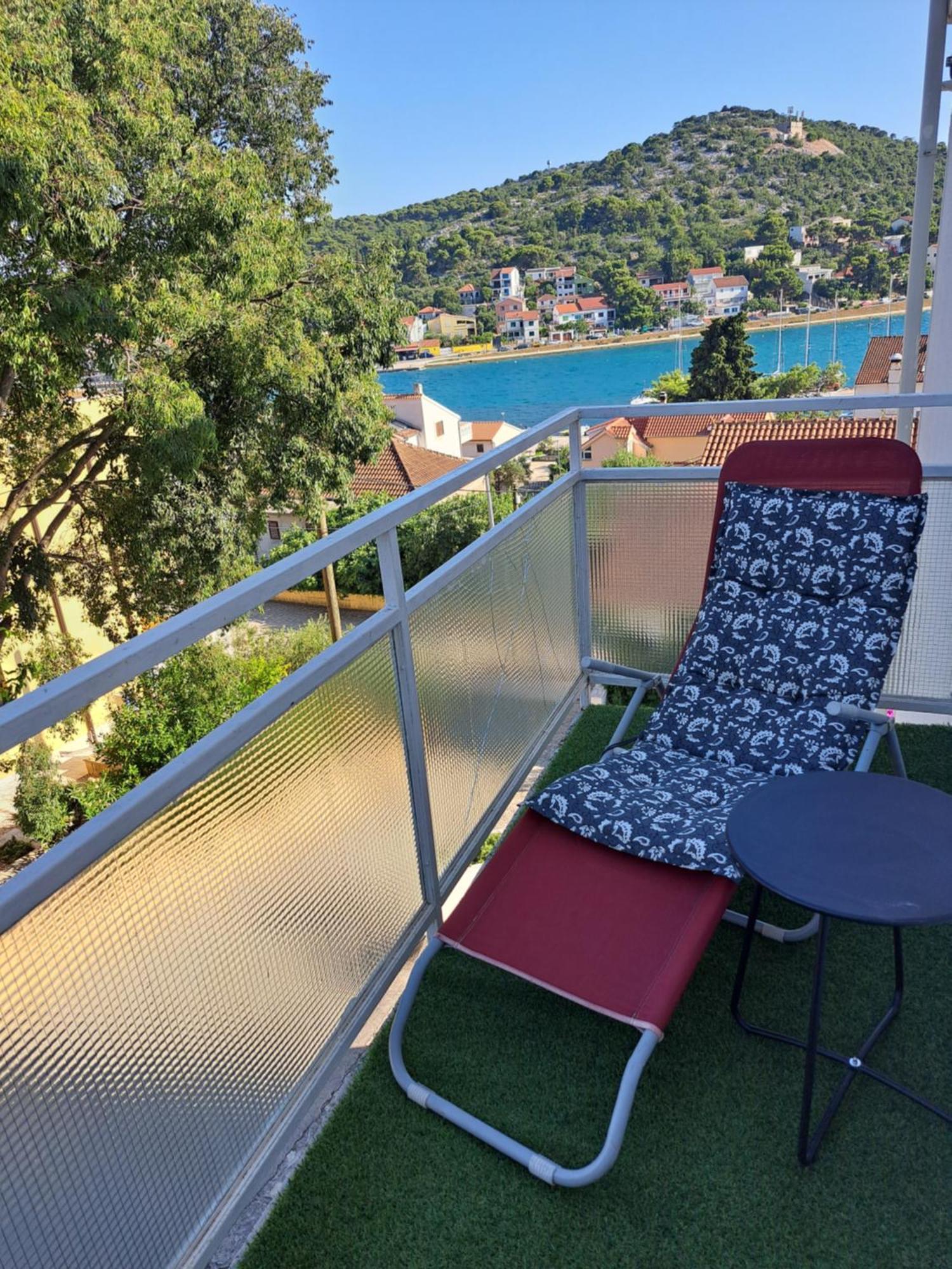 Cuzela-Papata Apartments Tisno Exterior photo